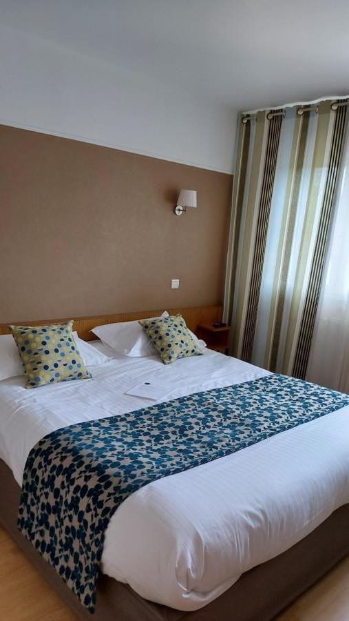Hotel Brun Saint-Lattier Екстер'єр фото