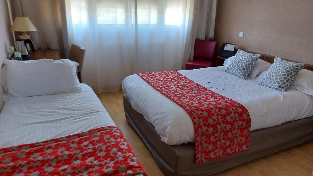 Hotel Brun Saint-Lattier Екстер'єр фото