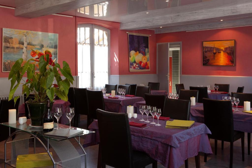 Hotel Brun Saint-Lattier Екстер'єр фото